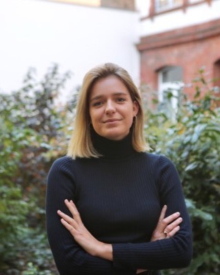 Portrait Louise Lamatsch